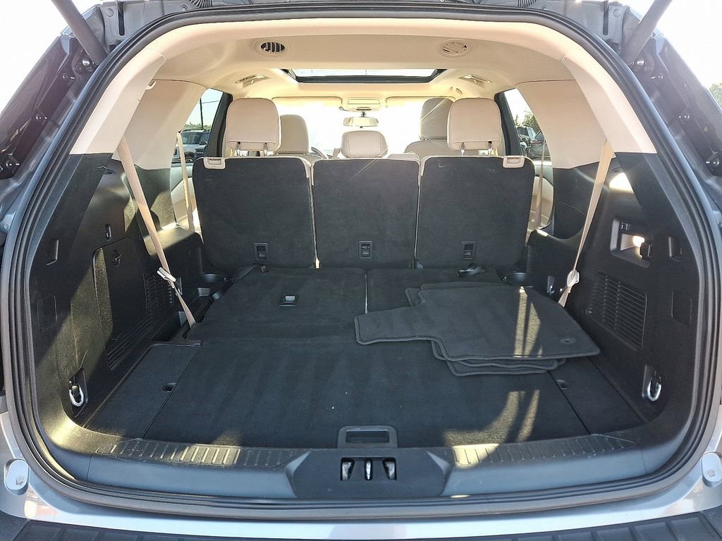 Certified 2023 Ford Explorer XLT w/ Equipment Group 202A image 31