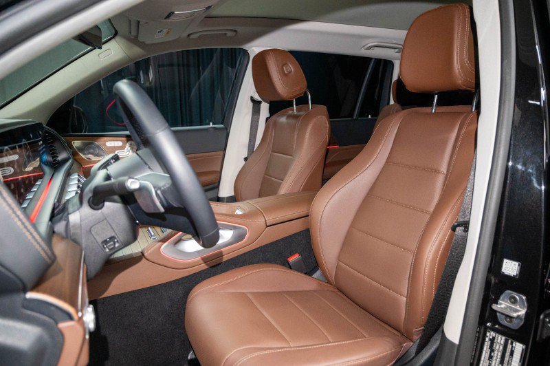 Certified 2026 Mercedes-Benz GLS 450 4MATIC image 13