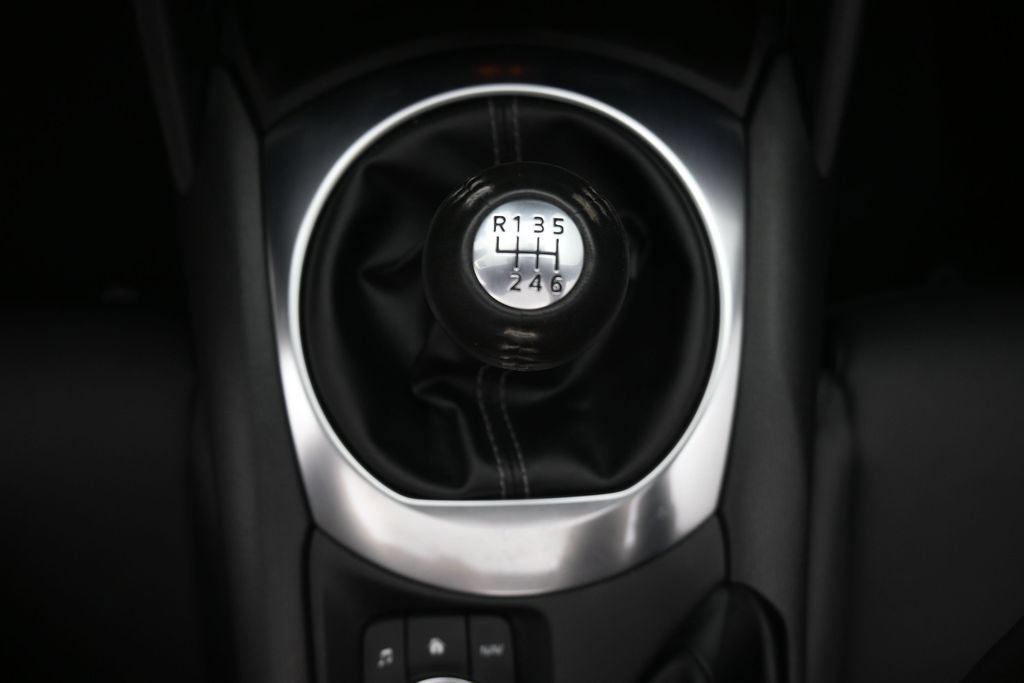 Used 2022 MAZDA MX-5 Miata RF Grand Touring RWD image 18