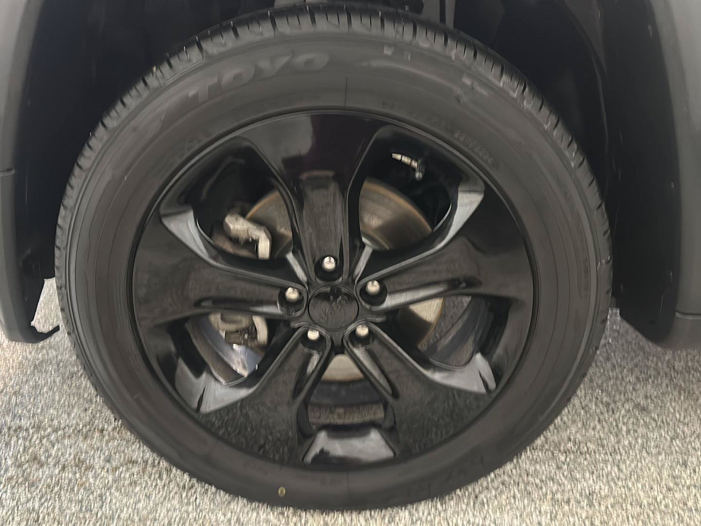 Certified 2019 Jeep Compass Latitude AWD/4WD image 17