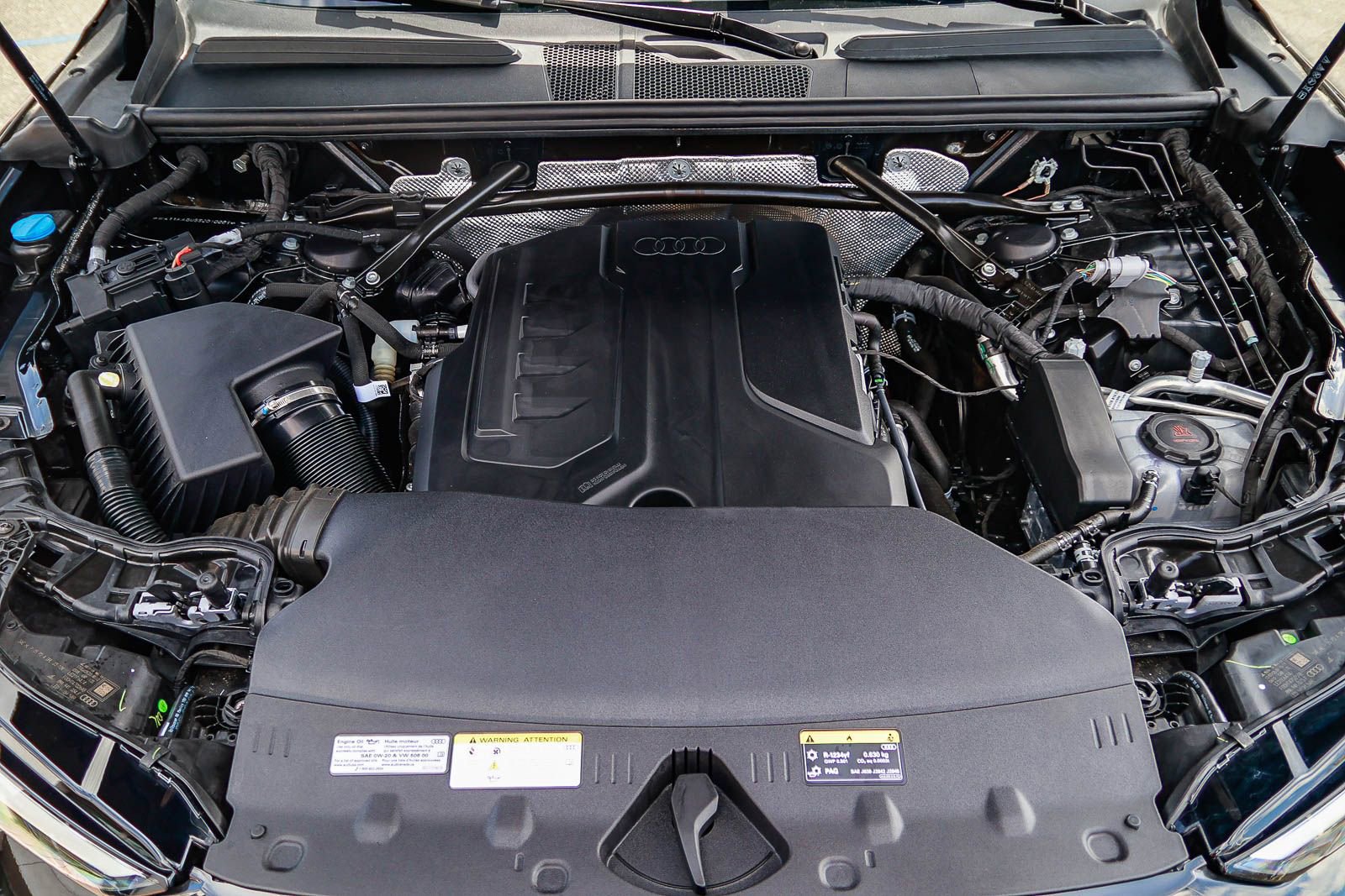 Certified 2025 Audi Q5 Premium w/ Convenience Package image 30