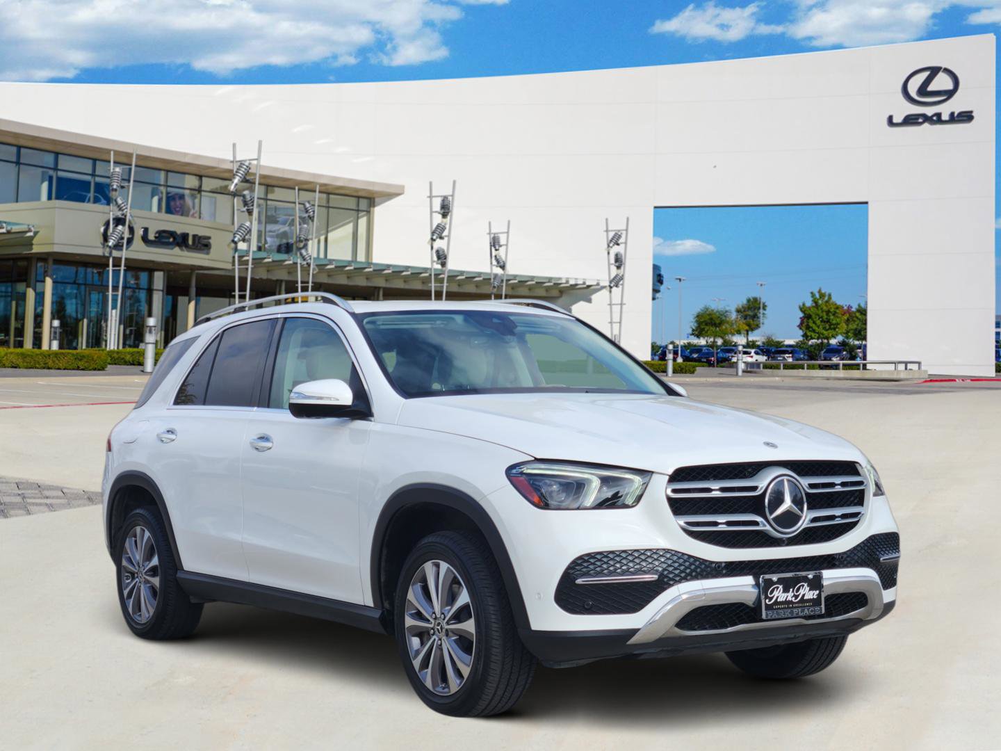 Used 2022 Mercedes-Benz GLE 350 image 2