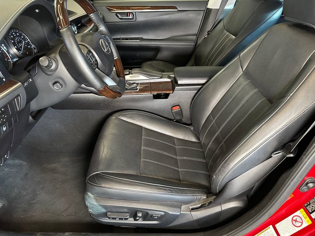 Used 2017 Lexus ES 350 w/ Luxury Package FWD image 20