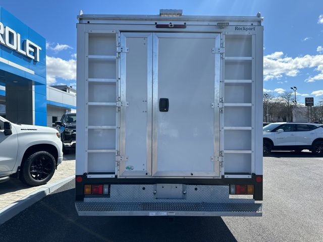 New 2024 Chevrolet Low Cab Forward image 5