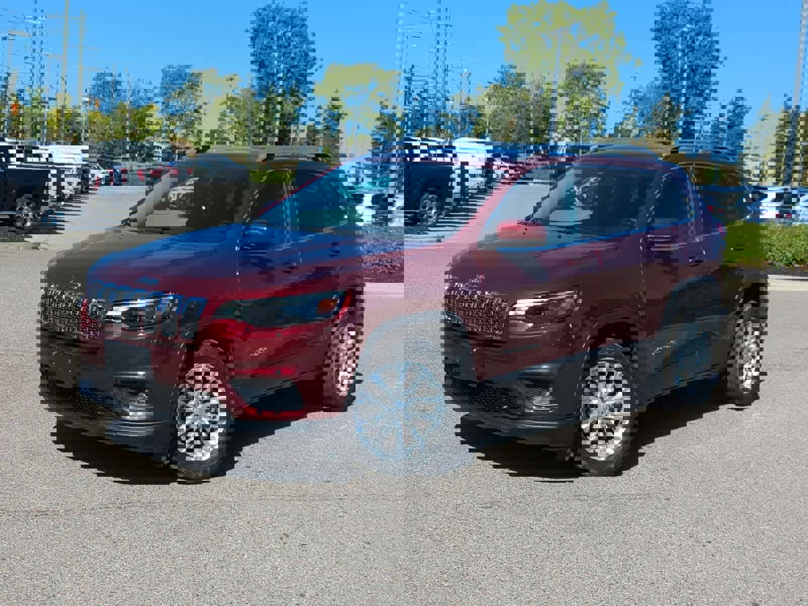 Used 2019 Jeep Cherokee Latitude w/ Popular Appearance Group