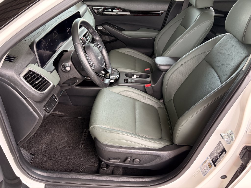 Used 2024 Kia Seltos SX w/ SX Sunroof Package AWD/4WD image 10