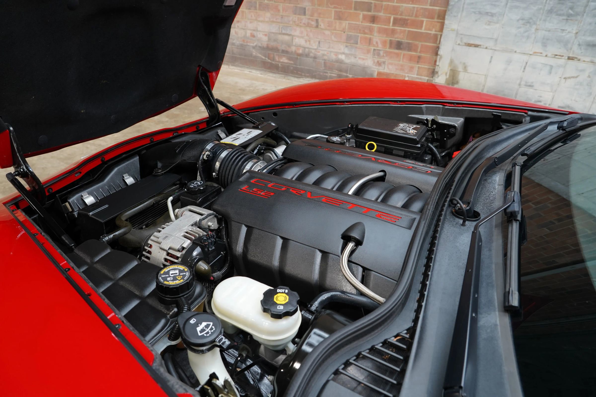 Used 2006 Chevrolet Corvette Convertible w/ Preferred Equipment Group RWD image 32