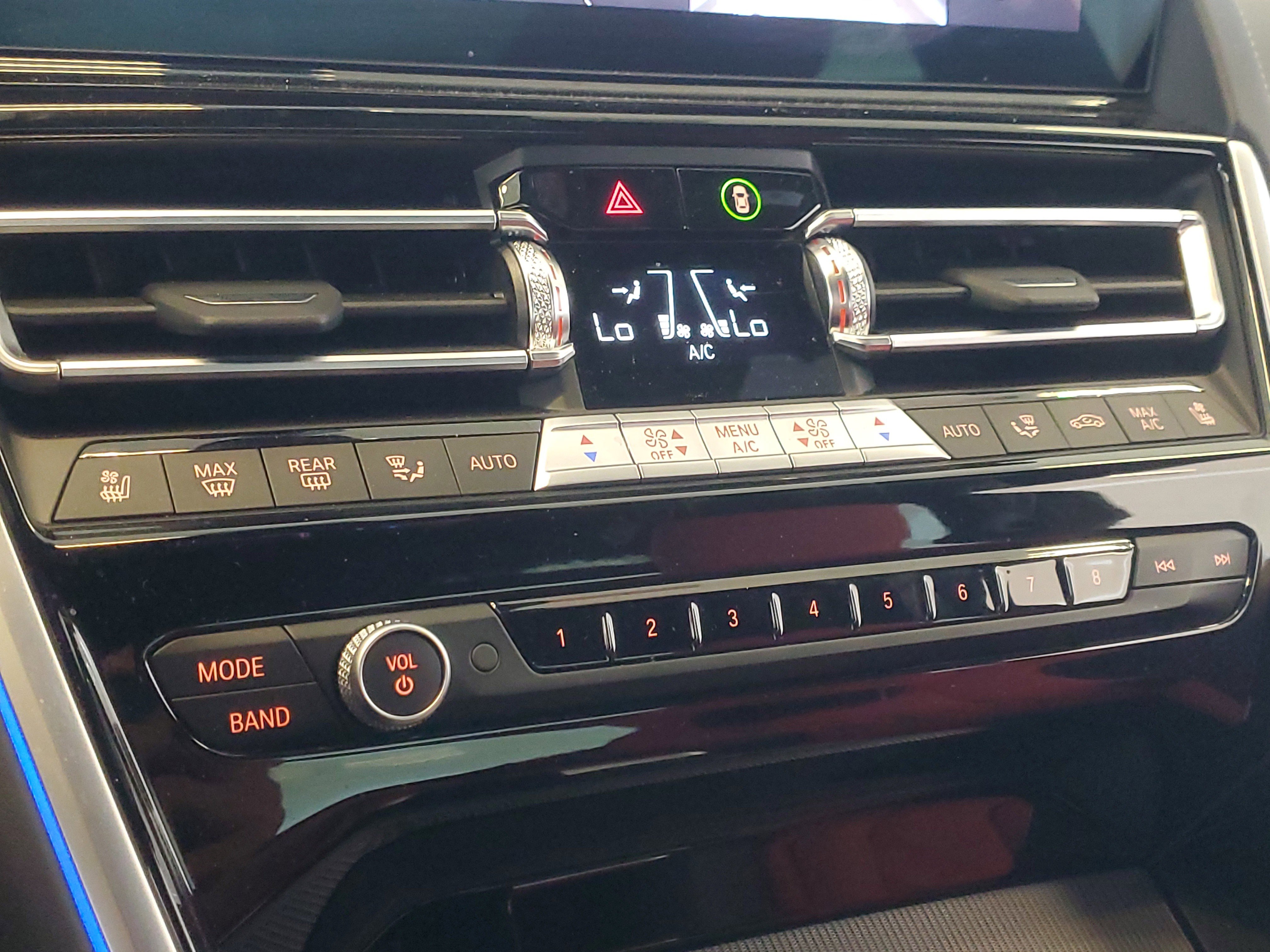 Used 2024 BMW 840i Coupe image 30