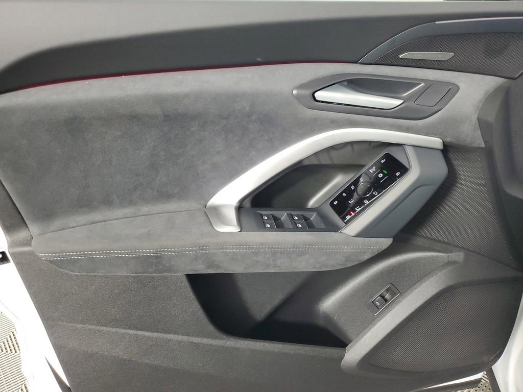 New 2026 Audi SQ5 Premium Plus AWD/4WD image 18