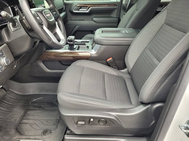 Used 2022 GMC Sierra 1500 Elevation w/ LPO, Elevation Black Package AWD/4WD image 17