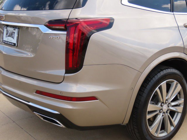 Used 2022 Cadillac XT6 Premium Luxury w/ Technology Package FWD image 10