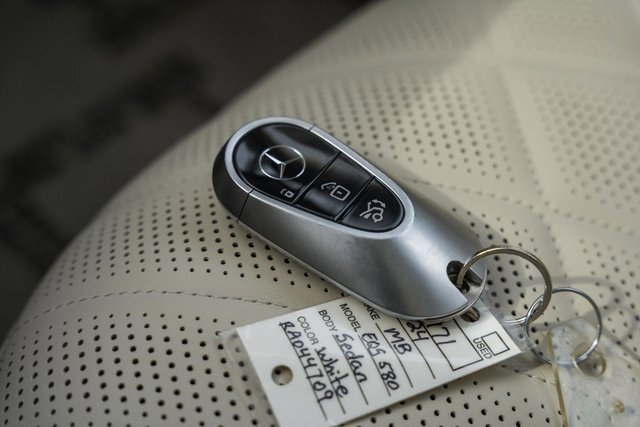 Certified 2024 Mercedes-Benz EQS 580 4MATIC Sedan image 39