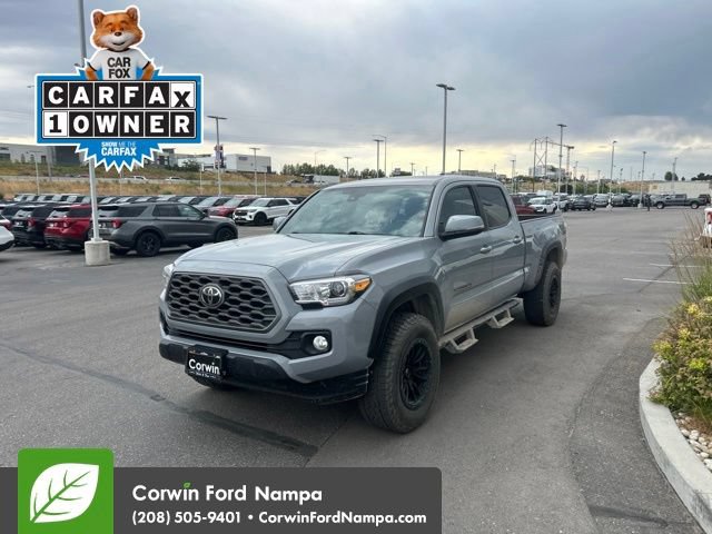 Used 2020 Toyota Tacoma TRD Off-Road AWD/4WD image 3