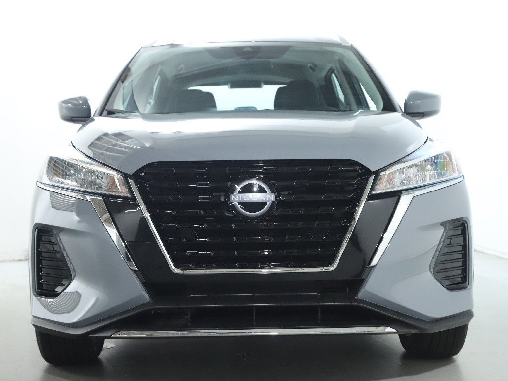 Certified 2023 Nissan Kicks SV image 6