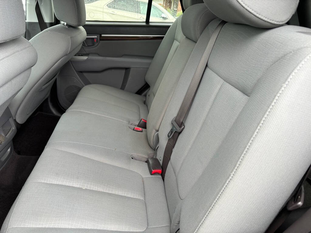 Used 2011 Hyundai Santa Fe GLS AWD/4WD image 9