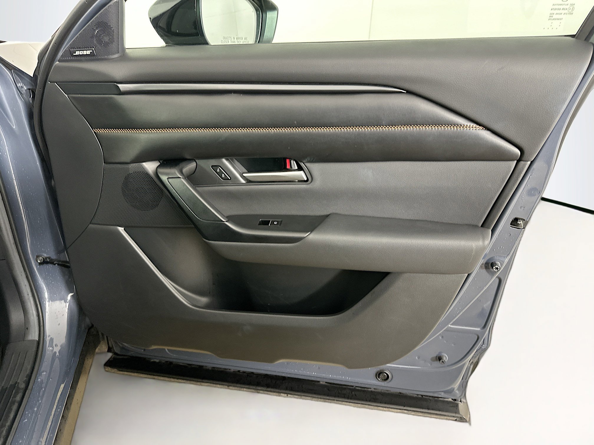 Used 2025 MAZDA CX-50 AWD 2.5 Hybrid w/ Premium Pkg image 32