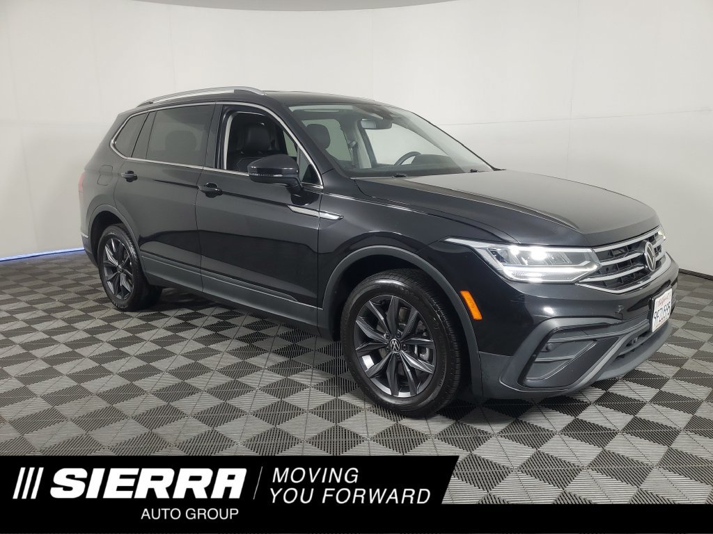 Used 2023 Volkswagen Tiguan SE