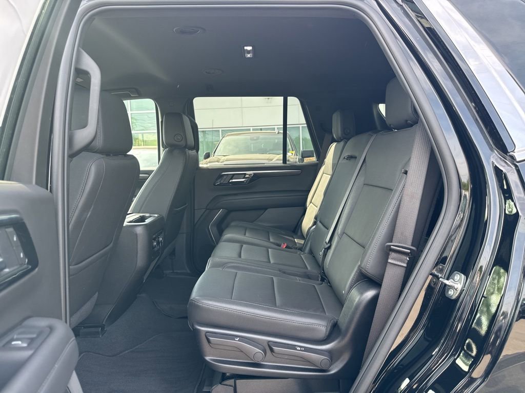 Used 2025 Chevrolet Tahoe LT AWD/4WD image 24