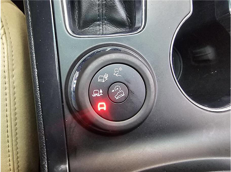 Used 2016 Ford Explorer XLT w/ Equipment Group 202A image 20