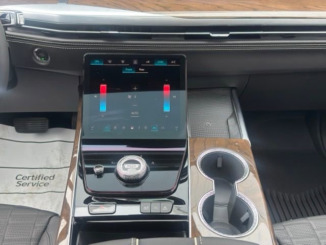 New 2026 Cadillac Escalade ESV Platinum Sport w/ LPO, ONYX Package image 20