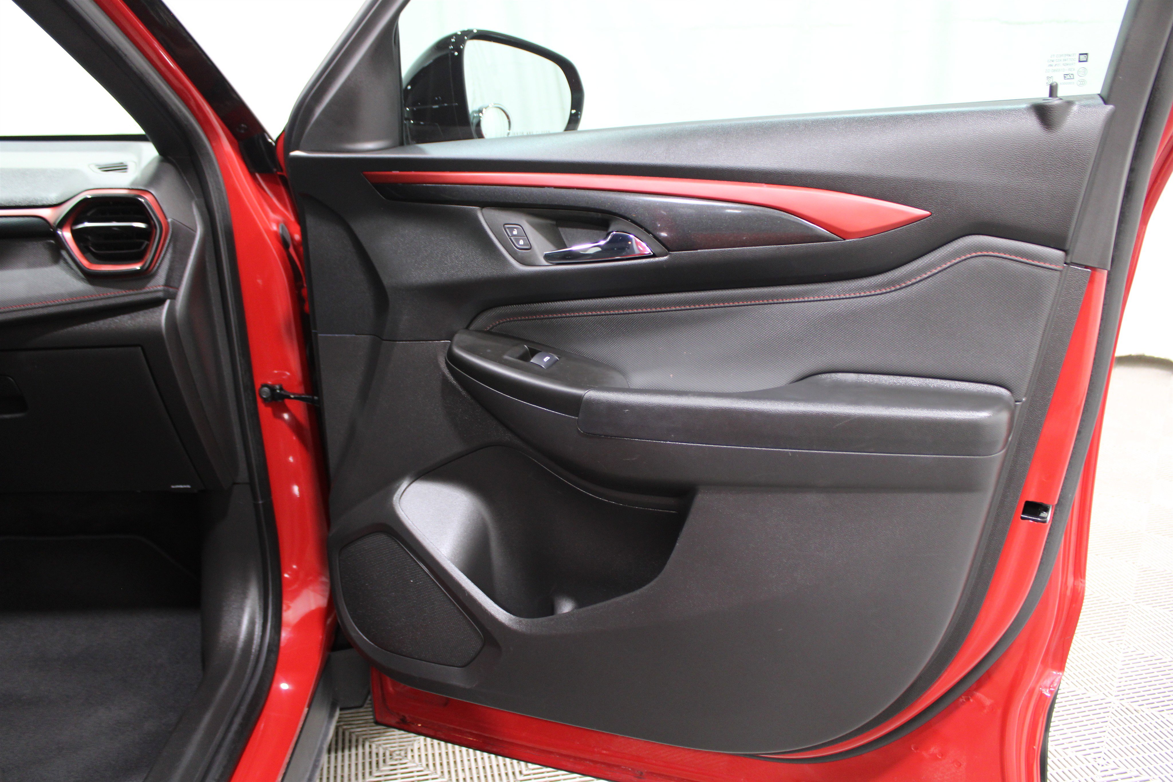 Used 2026 Chevrolet TrailBlazer RS image 27