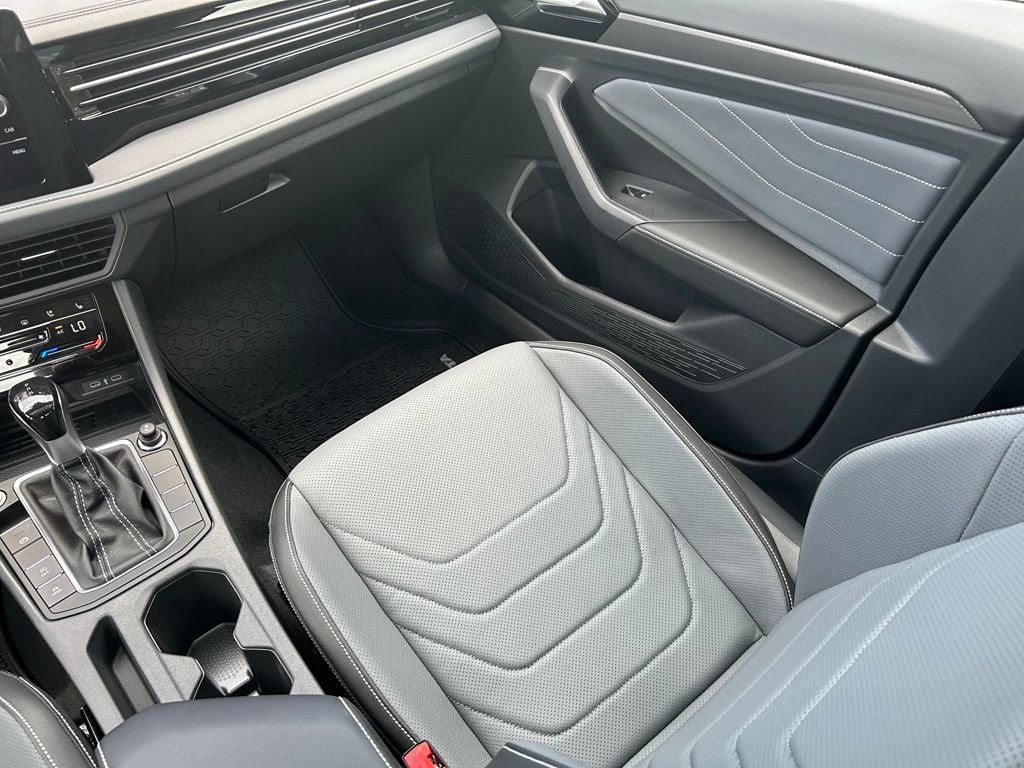 New 2026 Volkswagen Jetta SEL FWD image 11