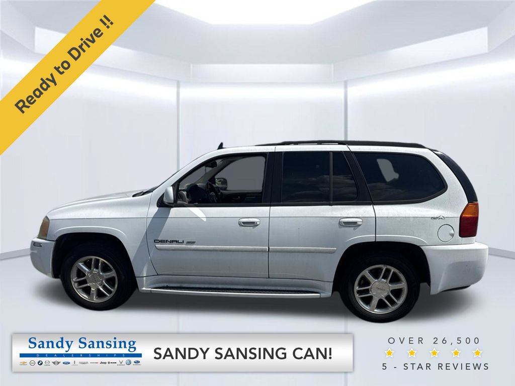 Used 2007 GMC Envoy Denali RWD image 1