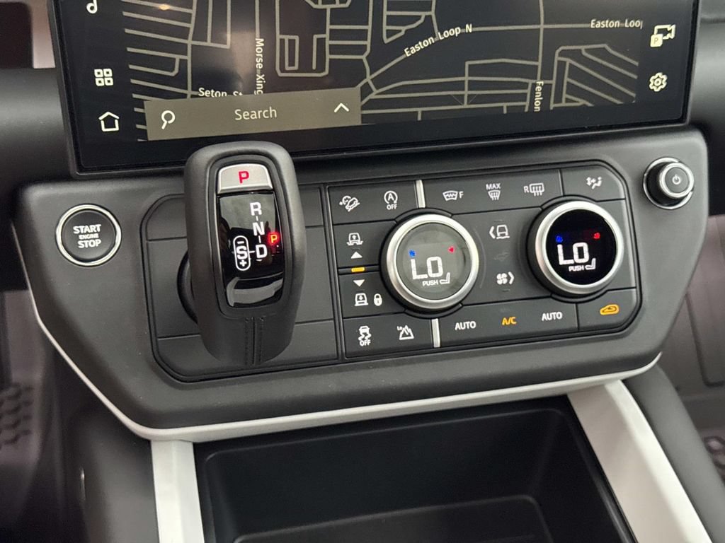 New 2026 Land Rover Defender 110 X-Dynamic SE AWD/4WD image 27