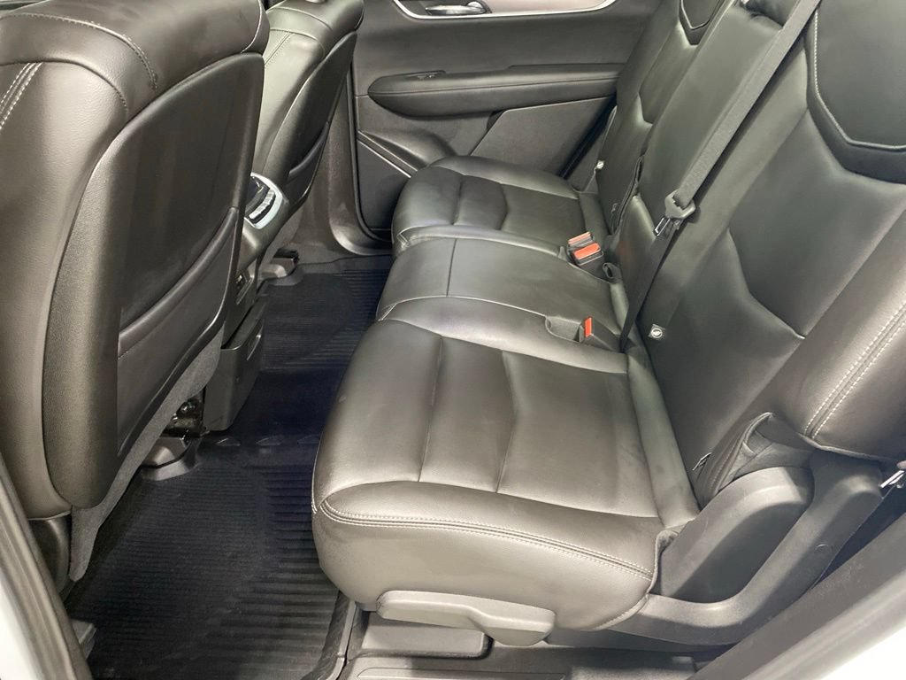 Used 2024 Cadillac XT6 Luxury w/ LPO, Floor Liner Package AWD/4WD image 28
