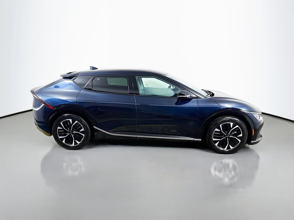Used 2024 Kia EV6 Wind RWD image 9