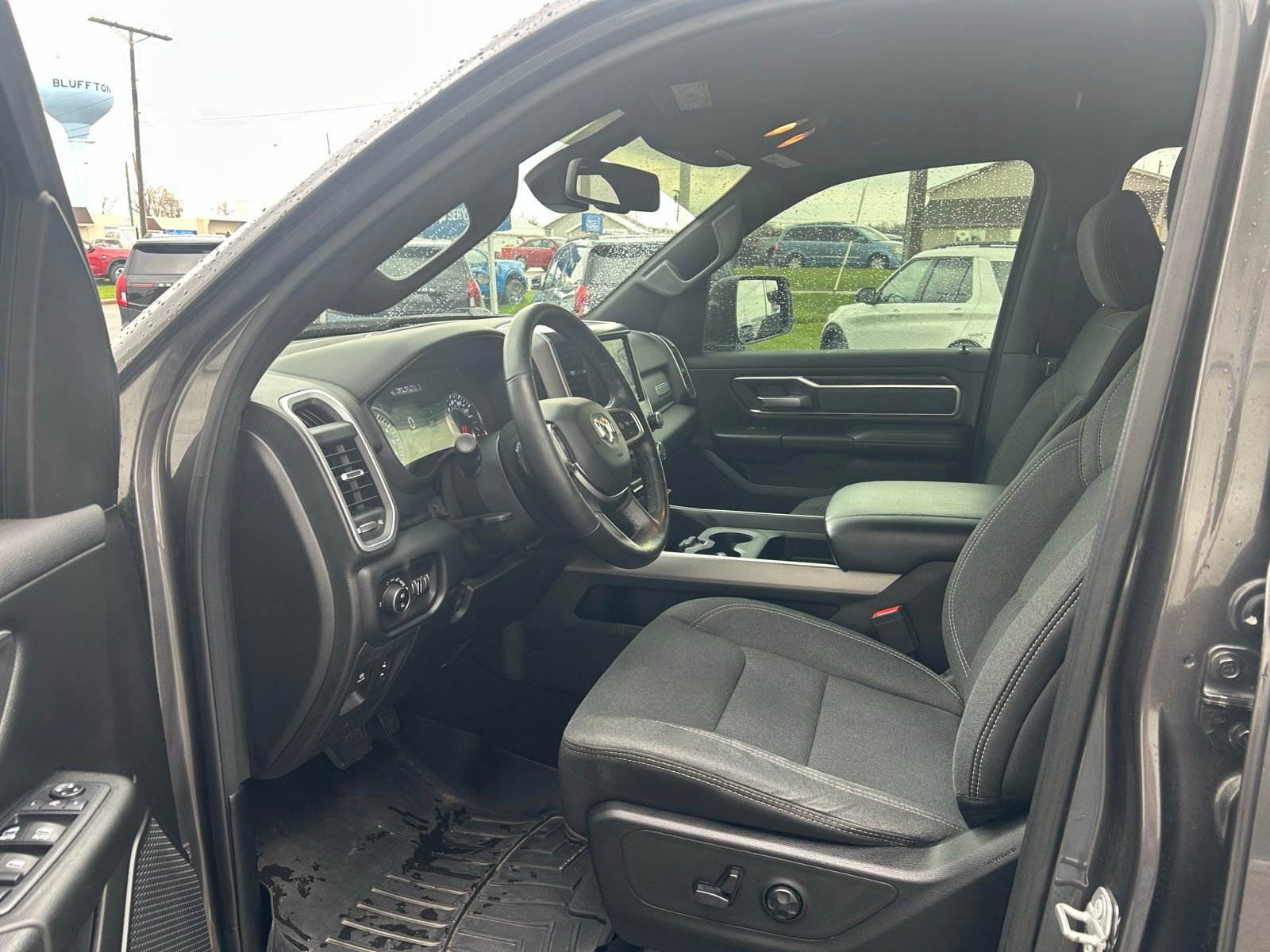Used 2019 RAM 1500 Big Horn image 9