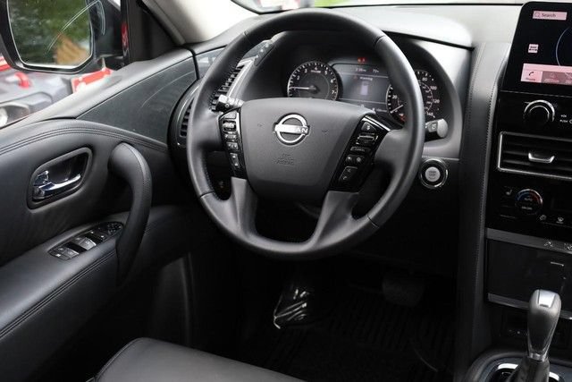 Certified 2024 Nissan Armada SV w/ Cargo Package AWD/4WD image 26