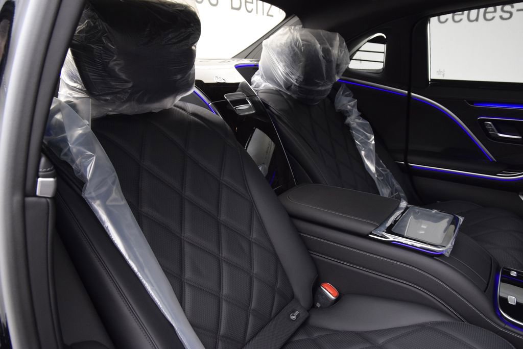 New 2026 Mercedes-Benz Maybach S 680 4MATIC image 19