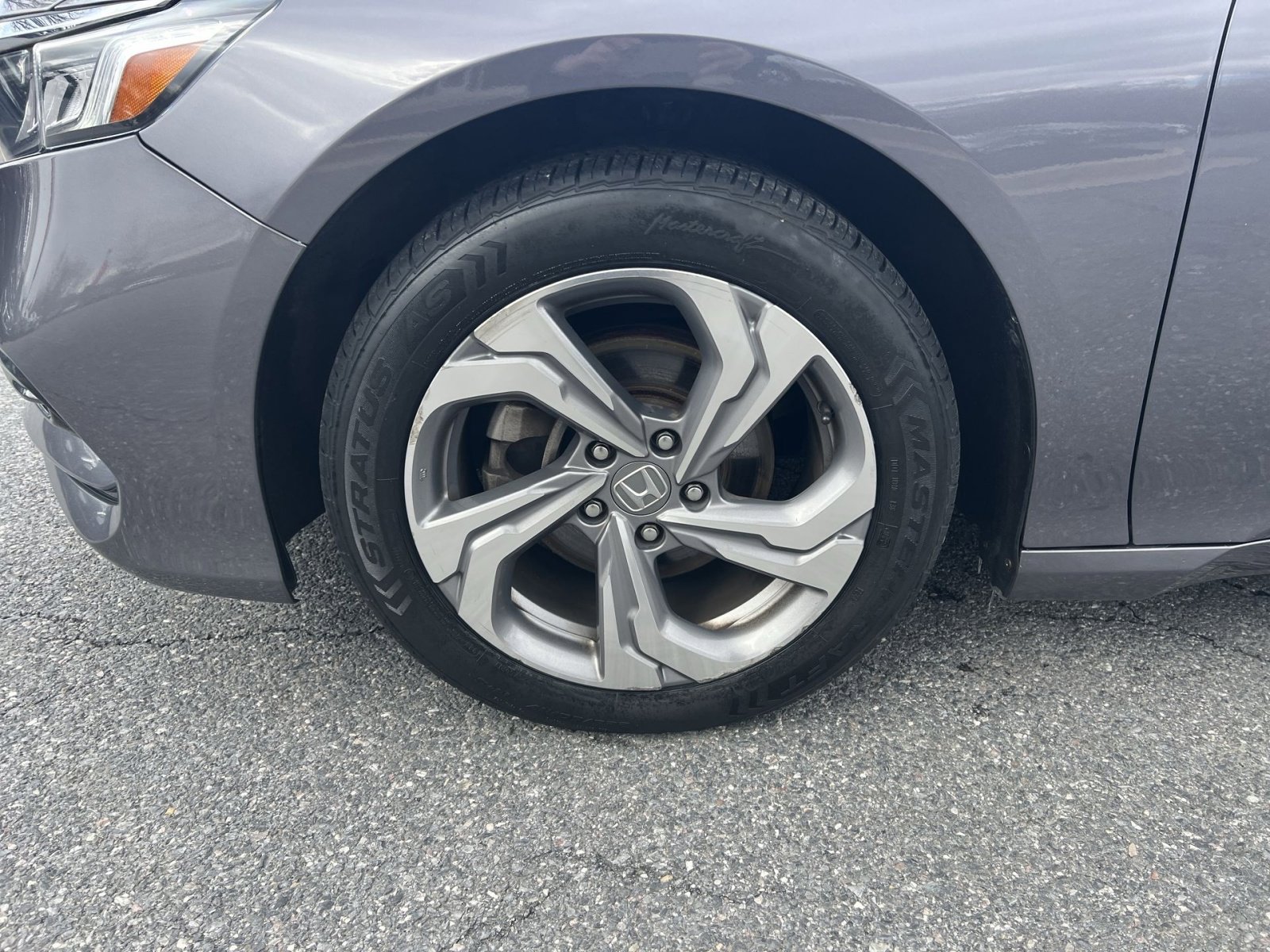 Used 2020 Honda Accord EX image 12