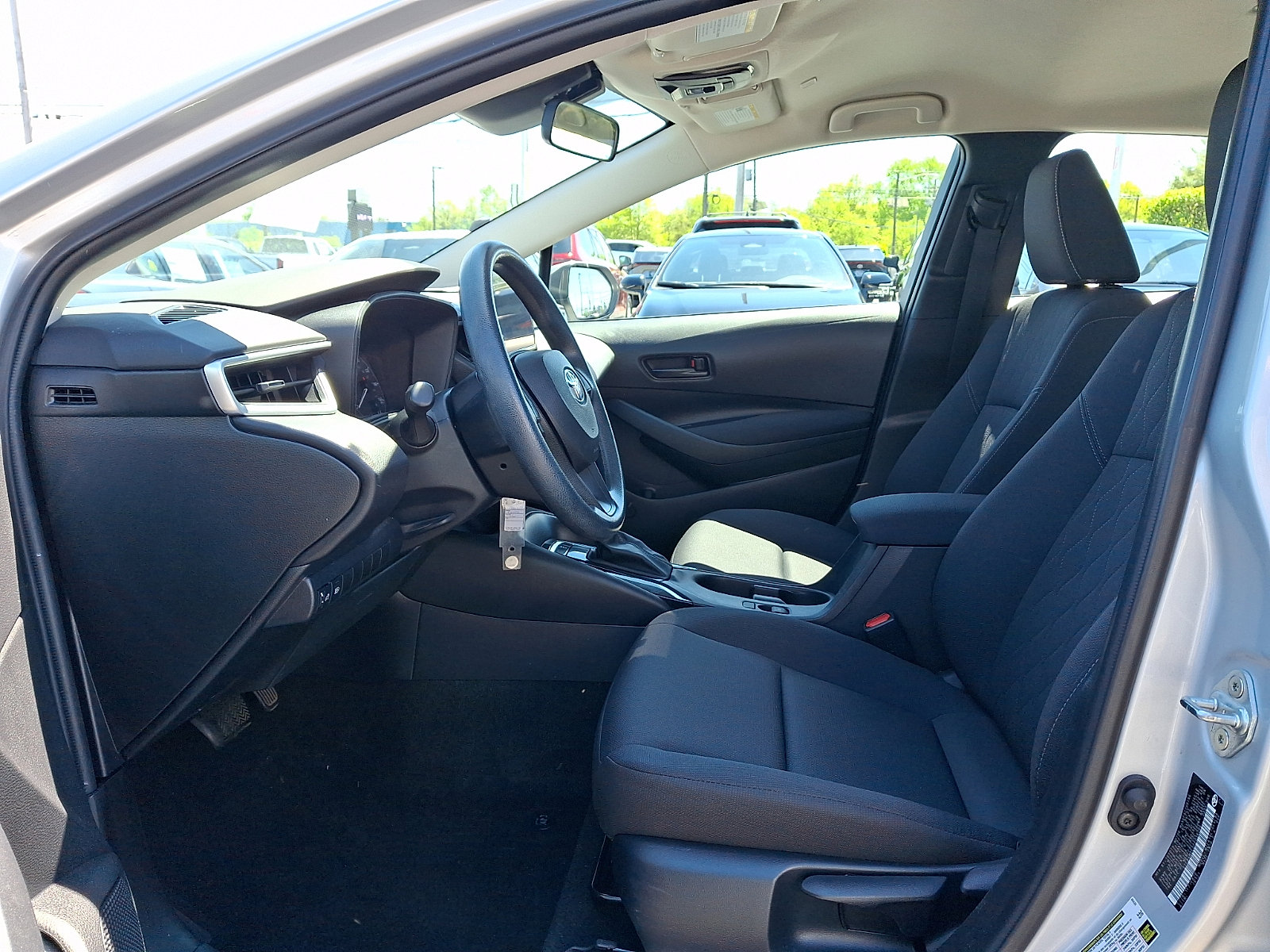 Used 2023 Toyota Corolla LE image 13