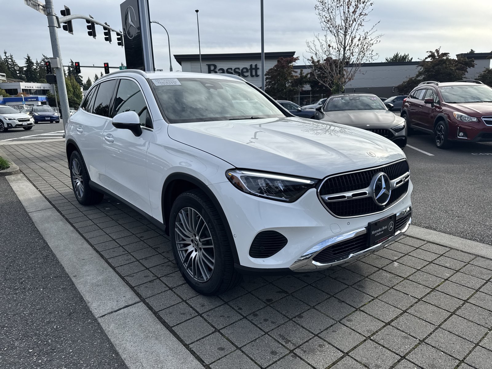 Certified 2026 Mercedes-Benz GLC 300 4MATIC image 4