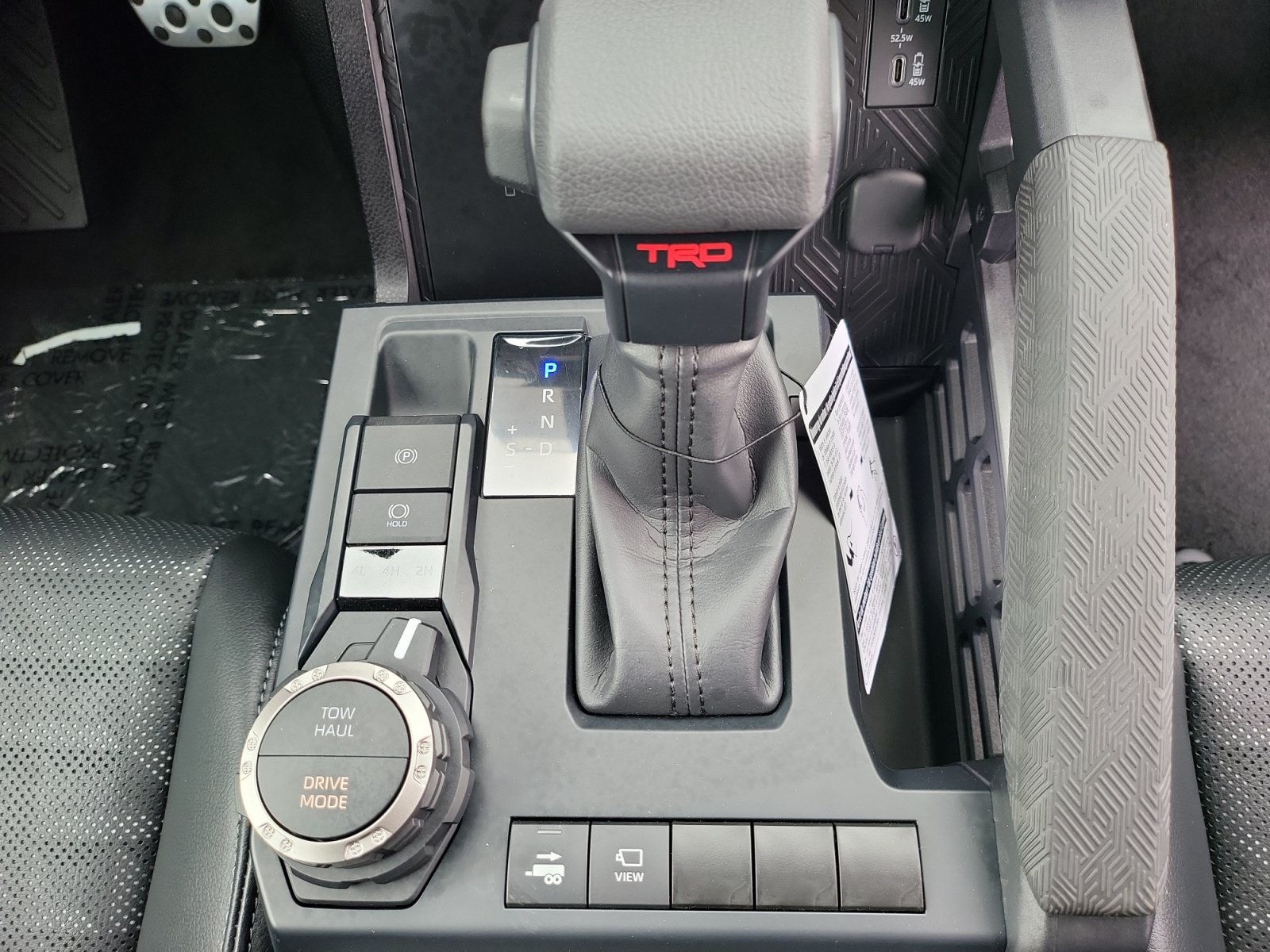 New 2024 Toyota Tacoma TRD Sport w/ TRD Sport Premium Package AWD/4WD image 27