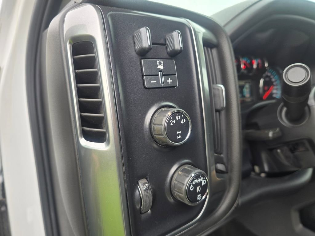 Used 2015 Chevrolet Silverado 2500 LTZ w/ Duramax Plus Package AWD/4WD image 11