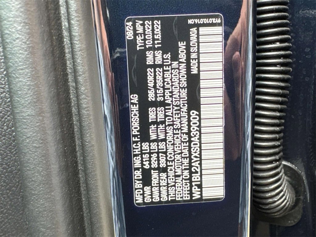 Certified 2025 Porsche Cayenne S image 28