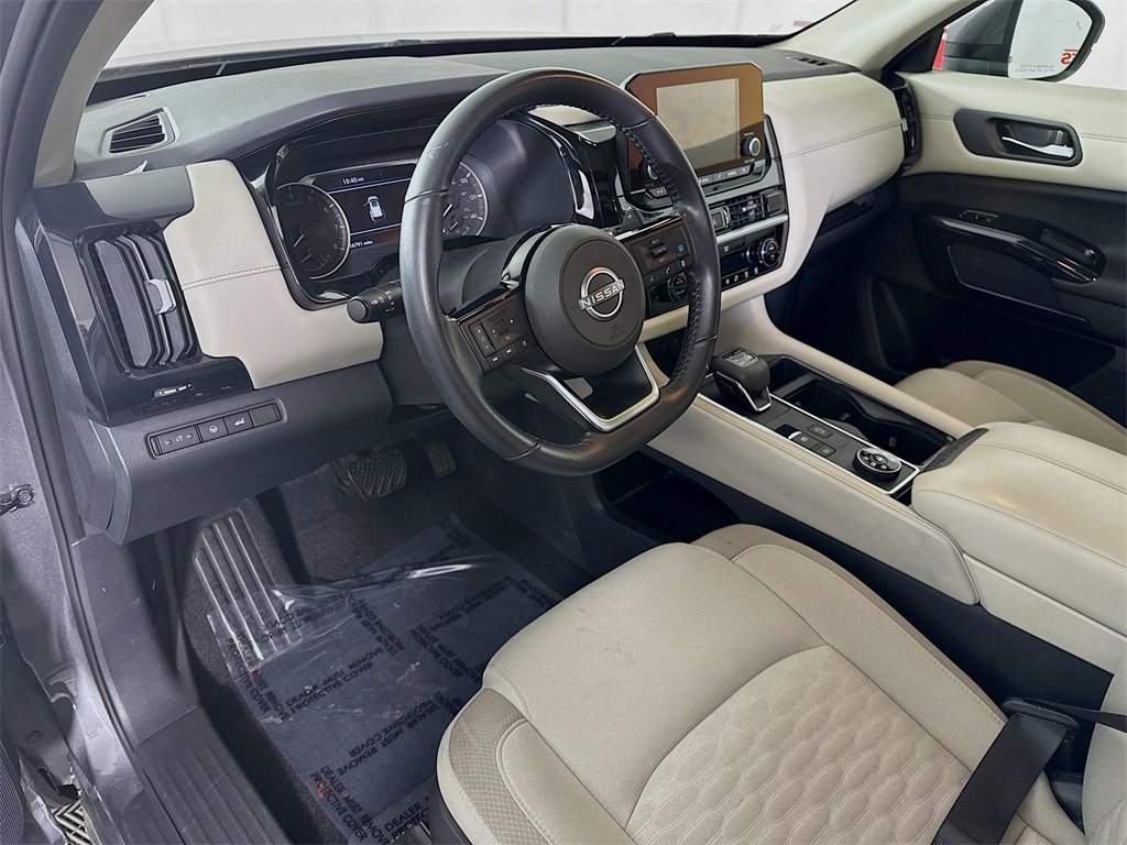 Certified 2022 Nissan Pathfinder SV w/ SV Premium Package image 19
