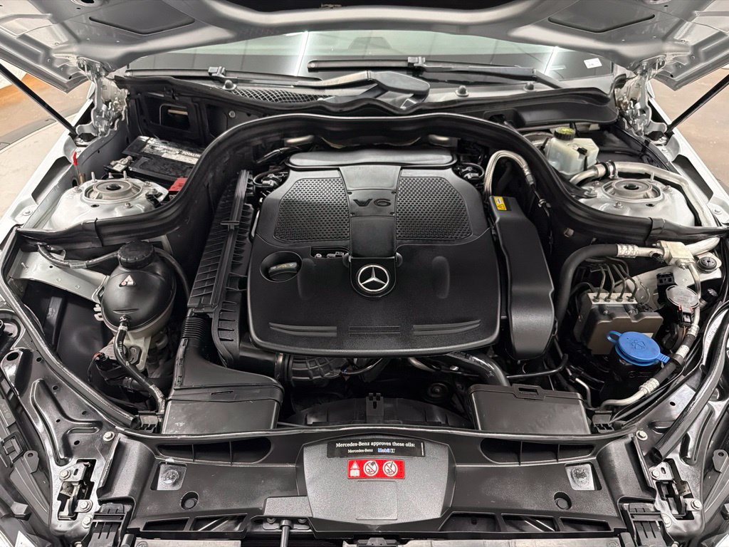 Used 2014 Mercedes-Benz E 350 4MATIC Sedan image 33