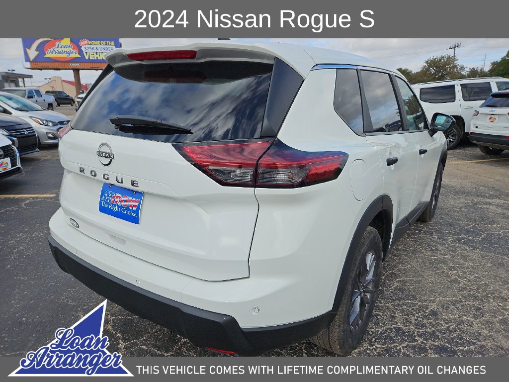 Used 2024 Nissan Rogue S FWD image 12