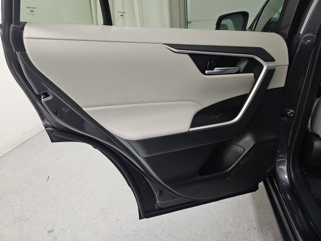 Used 2023 Toyota RAV4 XLE w/ Convenience Package AWD/4WD image 27