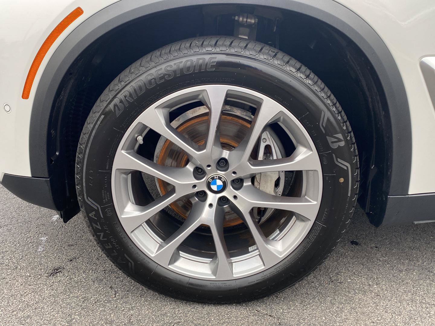 New 2026 BMW X5 xDrive40i w/ Climate Comfort Package AWD/4WD image 15