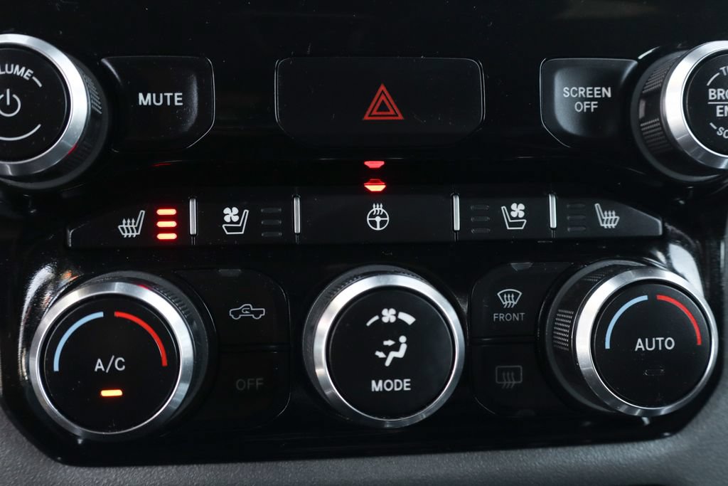 Used 2021 RAM 1500 Laramie AWD/4WD image 43