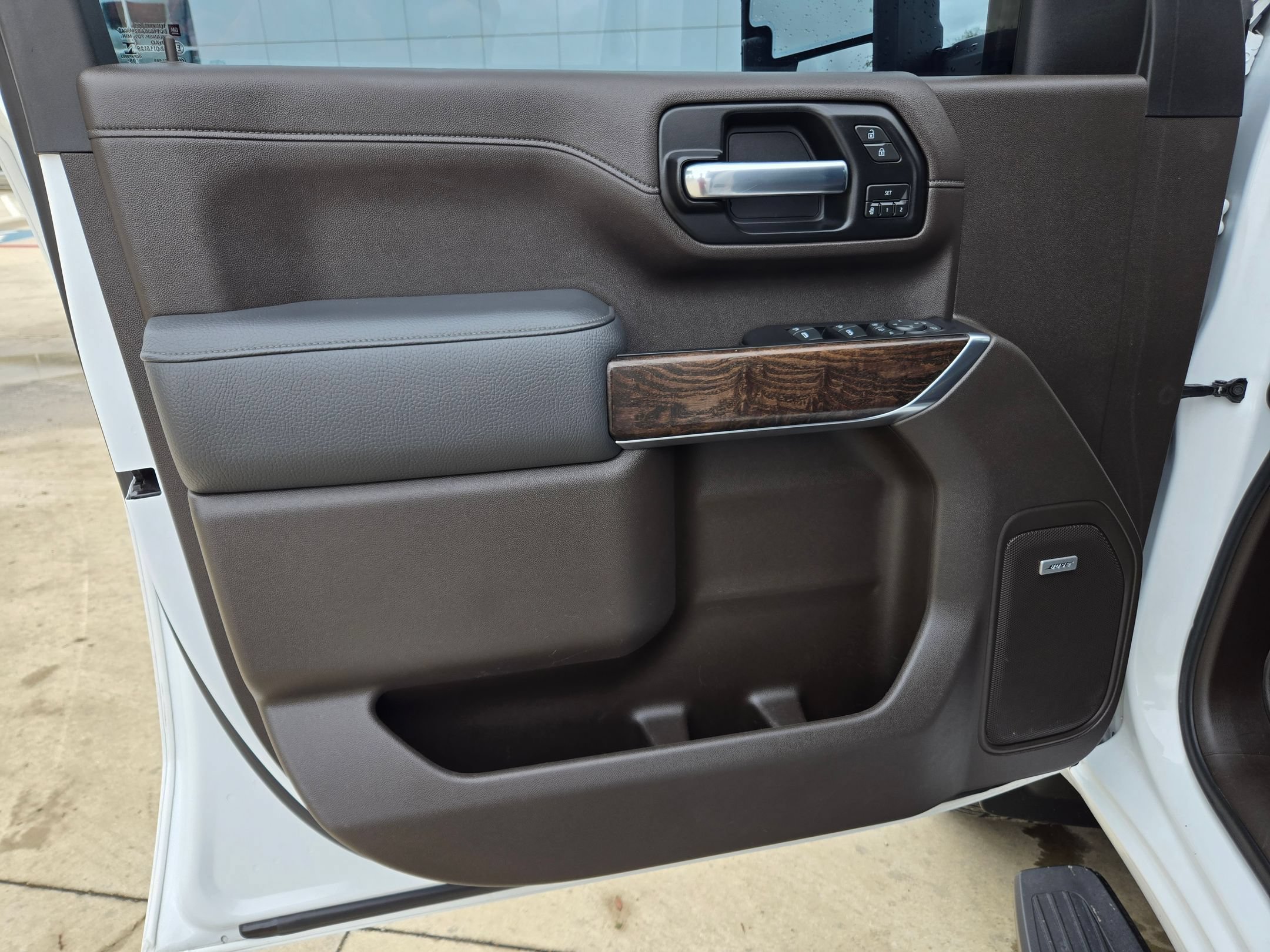 Certified 2020 GMC Sierra 2500 Denali w/ Denali Ultimate Package AWD/4WD image 18