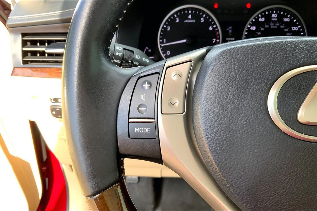 Used 2013 Lexus ES 350 w/ Luxury Pkg FWD image 19
