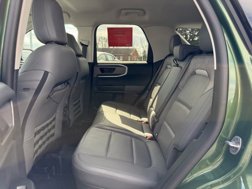 Used 2025 Ford Bronco Sport Badlands image 17