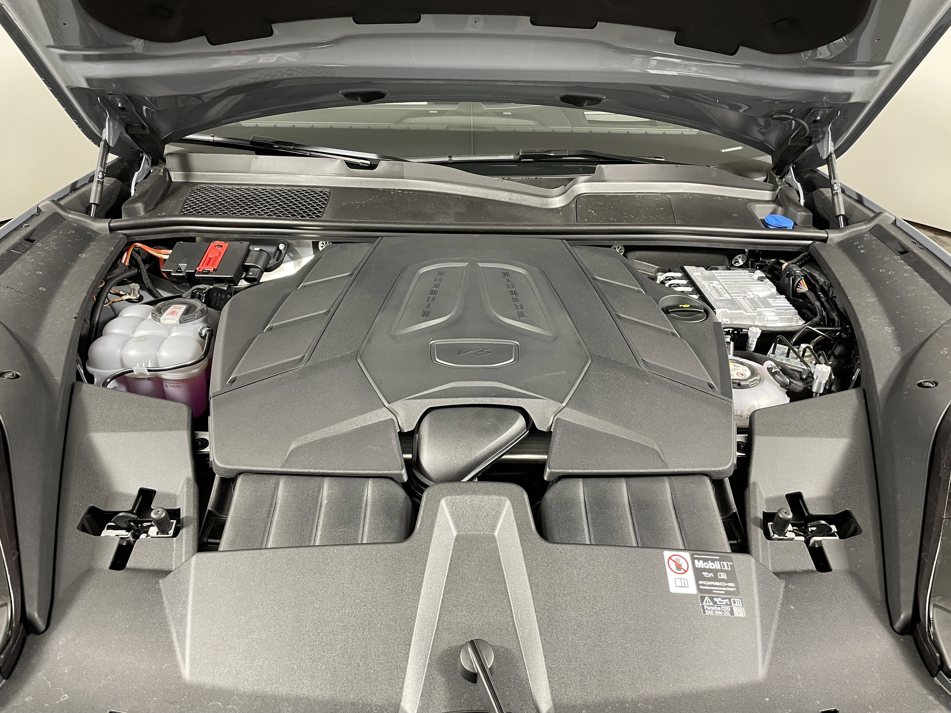 New 2026 Porsche Cayenne S image 22