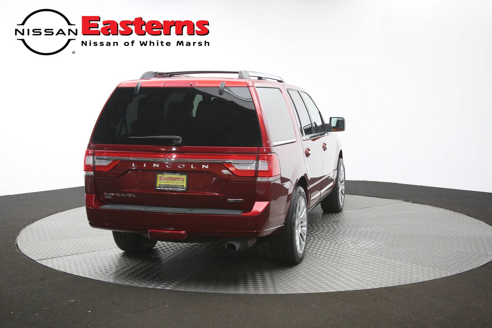 Used 2016 Lincoln Navigator Reserve AWD/4WD image 42